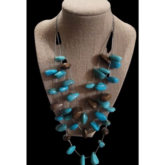 Faux Stone Three Strand Necklace - Picture 2 of 2